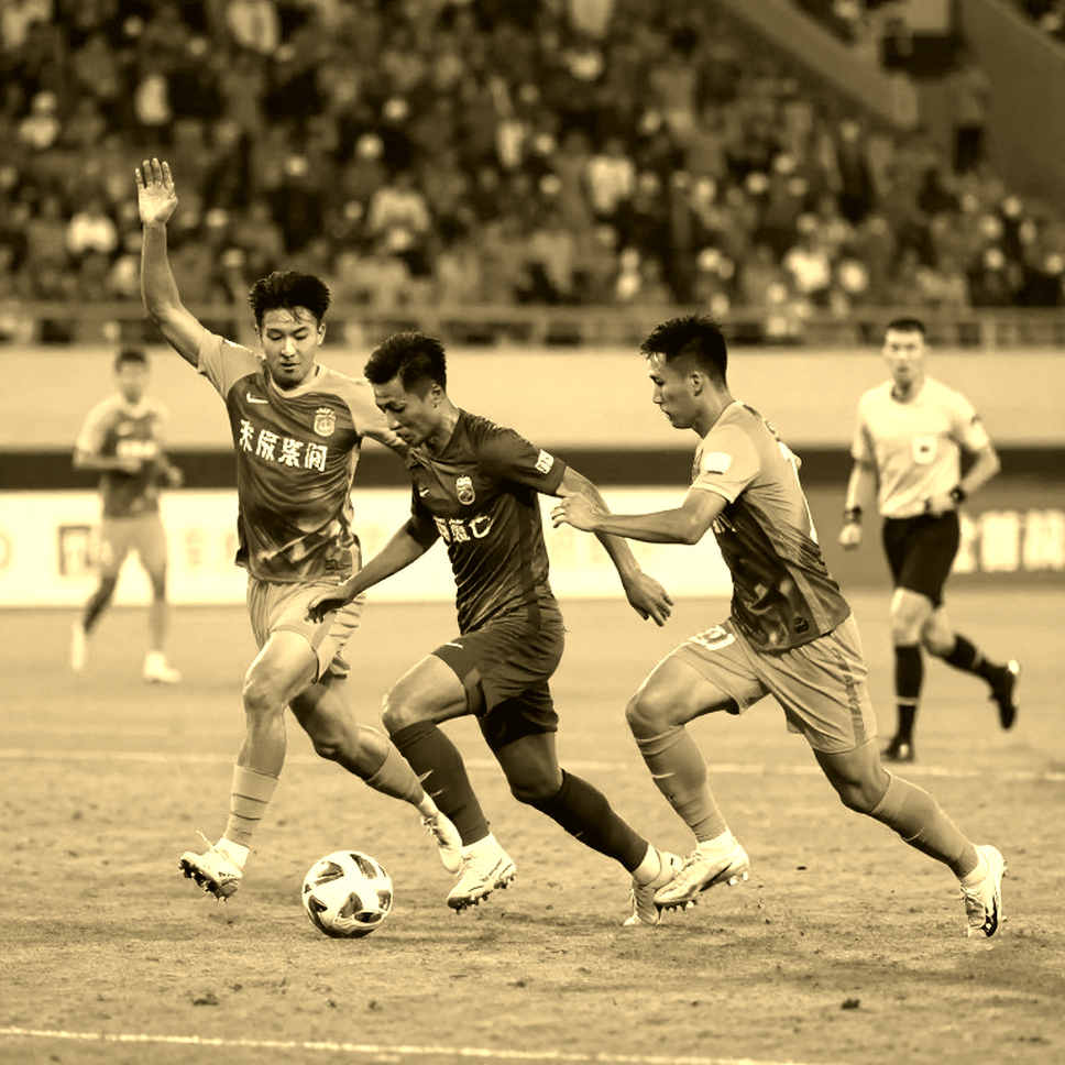 Nguyen Xuan Son - Injury-Time Header in the 90+2 Minute and 600 Million VND SUV Reward: From Top Scorer at ASEAN Cup 2026 to League Leader Nguyen Xuan Son - Injury-Time Header in the 90+2 Minute and 600 Million VND SUV Reward: From Top Scorer at ASEAN Cup 2026 to League Leader