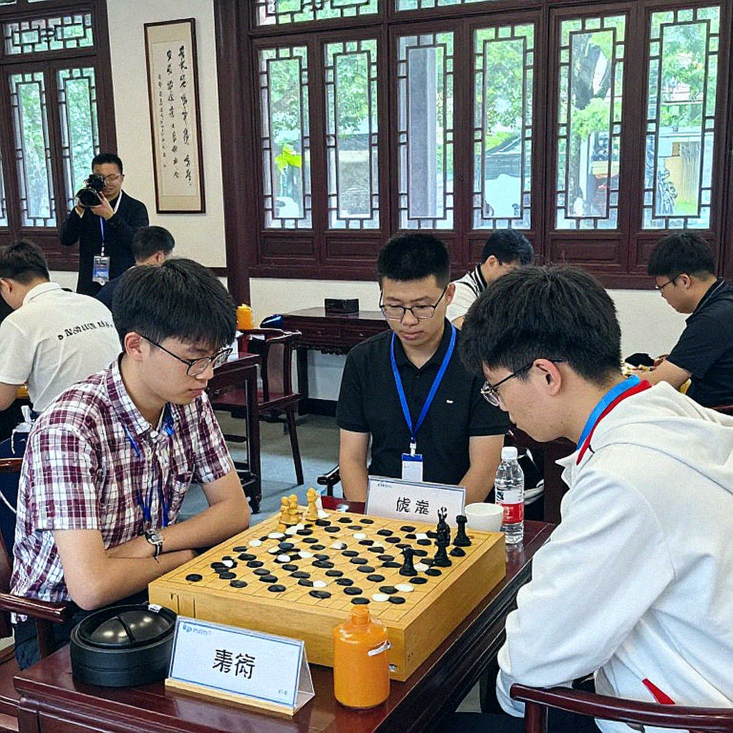 Global Chess League 2026: Fyers American Gambits mở màn bằng chiến thắng 10-4 trước PBG Alaskan Knights