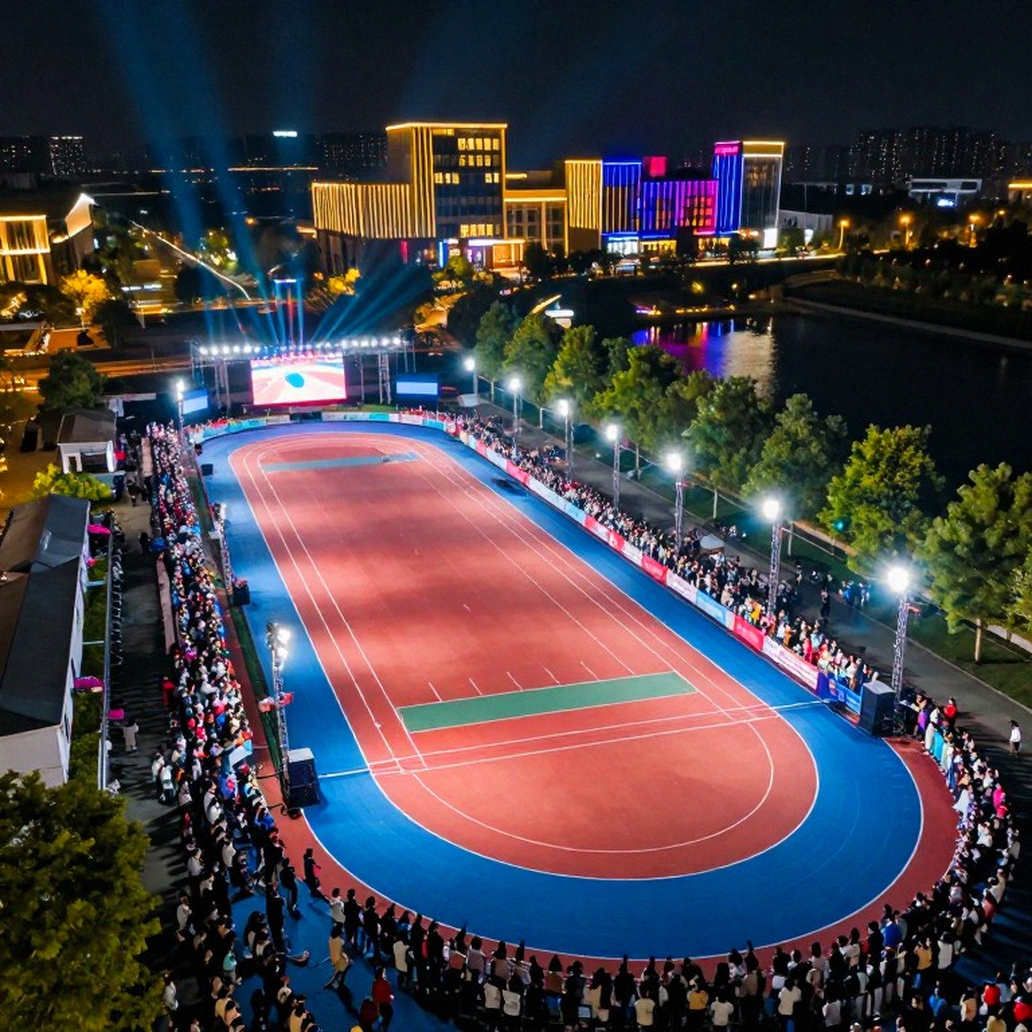 Vân Trang vô địch nữ 42 km Y Tý Mùa Vàng 2026: 4 giờ 26 phút và ngôi nhì chung cuộc